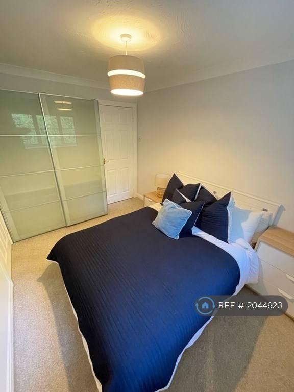 ZappAds: 1 bedroom in Wokingham, Wokingham, RG40 (#2044923)